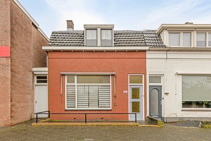 Parallelweg 132 in Bergen op Zoom foto