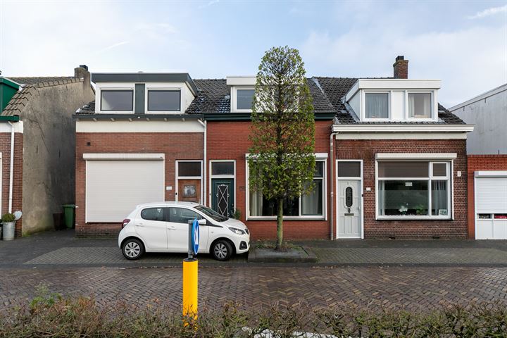 Parallelweg 152 in Bergen op Zoom foto