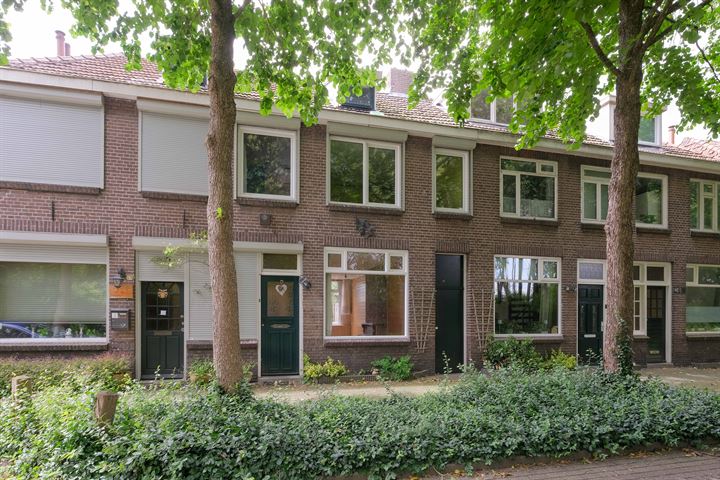 Parallelweg 180 in Almelo foto
