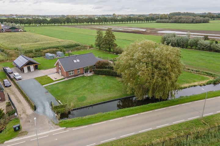 Parallelweg 39 in Leerdam foto