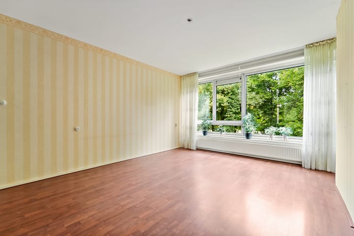 Parelmoerhorst 242 in 's-Gravenhage foto