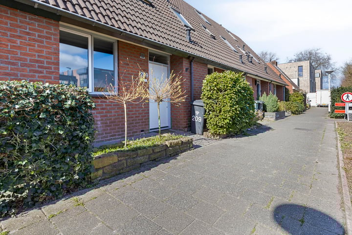 Parkdreef 209 in Zoetermeer foto