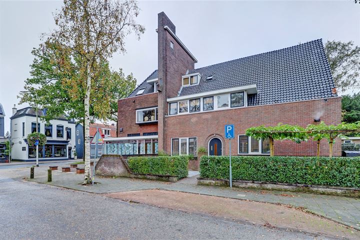 Parklaan 1 in Driebergen-Rijsenburg foto