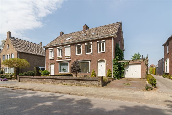 Parklaan 7 in Geleen foto