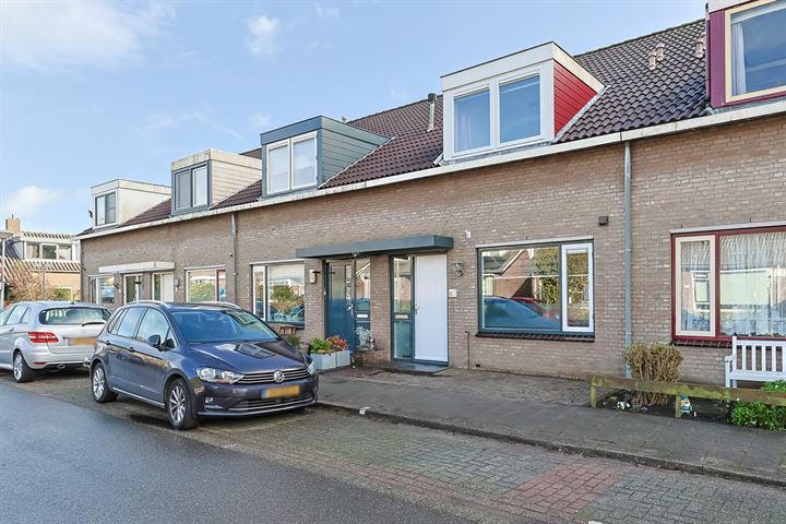 Parkstraat 7 in Nieuwveen foto