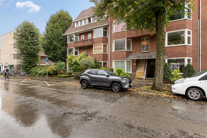 Parkweg 10 in Groningen foto