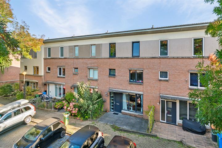 Parnaskruid 94 in Amersfoort