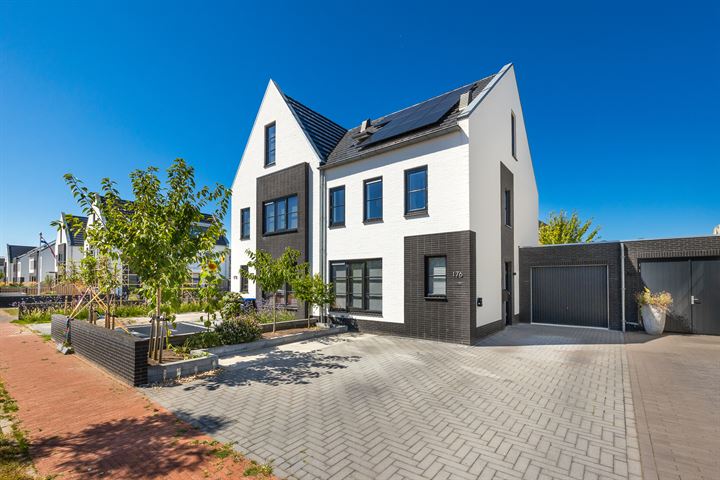 Parnassialaan 176 in Lelystad foto
