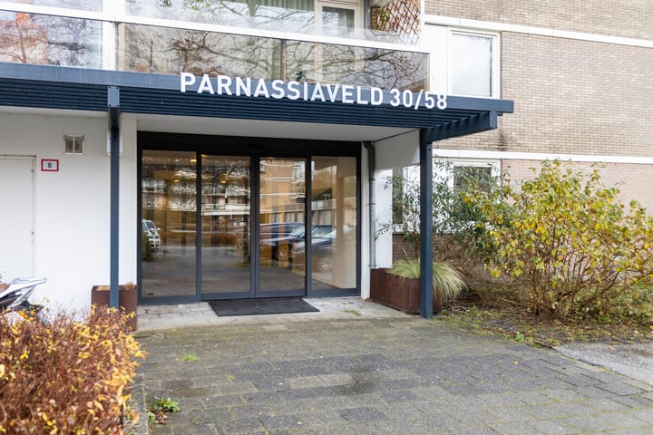 Parnassiaveld 46 in Duivendrecht foto
