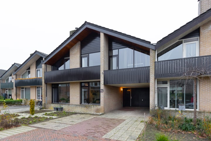 Pasbree 107 in Winterswijk foto