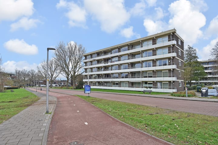 Passage 52 in Waddinxveen foto