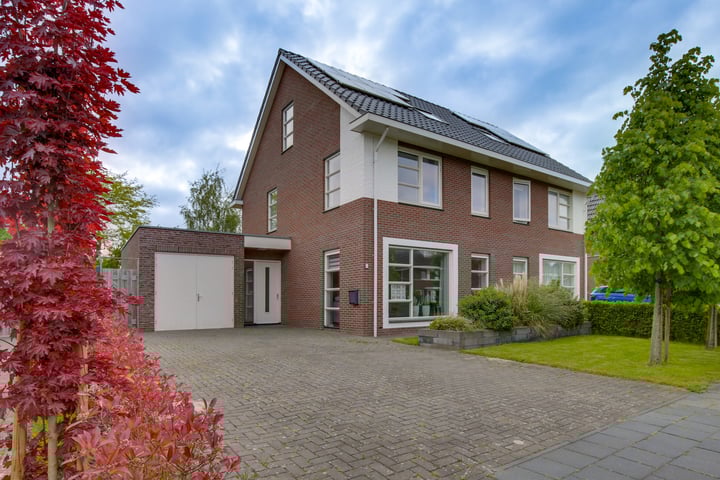 Pasteurhage 7 in Emmeloord foto