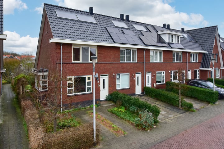 Pastoor C. Vasselaan 25 in De Kwakel foto
