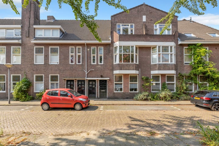 Pastoor Dijkmansstraat 24 in Eindhoven foto