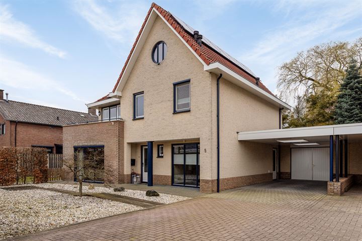 Pastoor Havinkstraat 5 in Deurningen foto