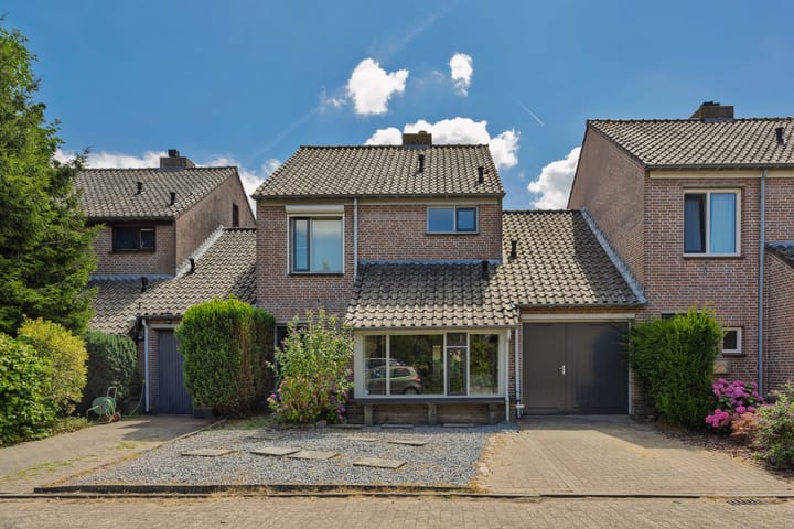 Pastoor Huissenstraat 8 in Ammerzoden foto