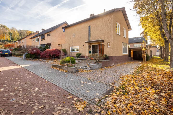 Pastoor Kengenstraat 2 in Geulle