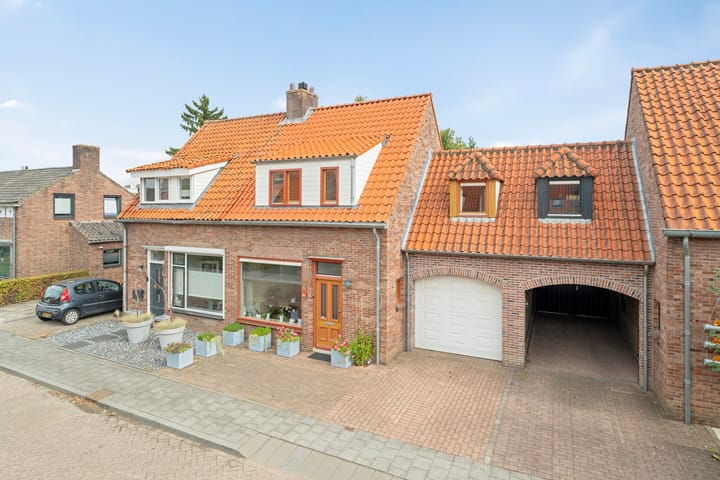 Foto van woning Pastoor Oomenlaan 22, Prinsenbeek