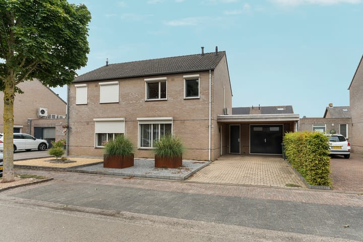 Pastoor Reintjesstraat 8 in Siebengewald