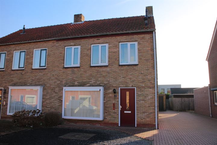 Pastoor Smuldersstraat 18 in Kloosterzande foto