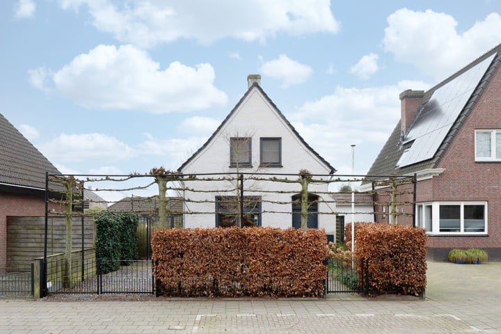 Pastoor van Breugelstraat 66 in Bosschenhoofd foto