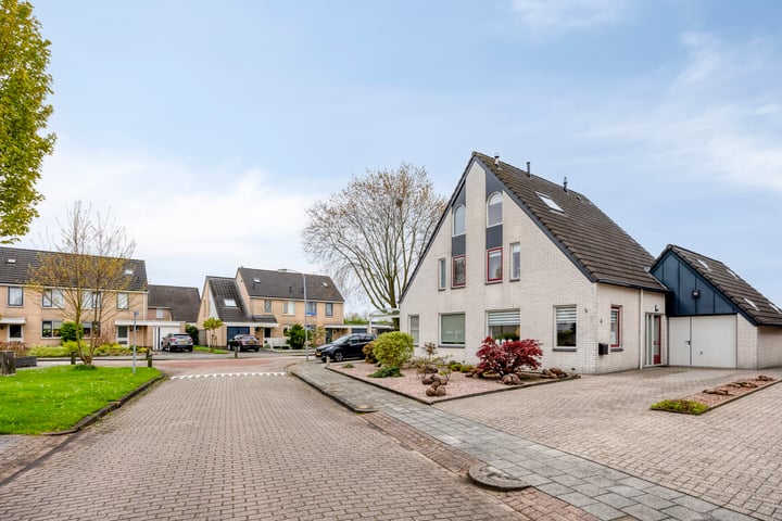 Pastorije 4 in Tolbert