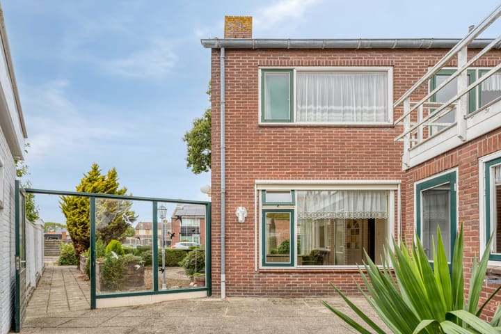 Foto van woning Paulus Hollestraat 2, Oostkapelle