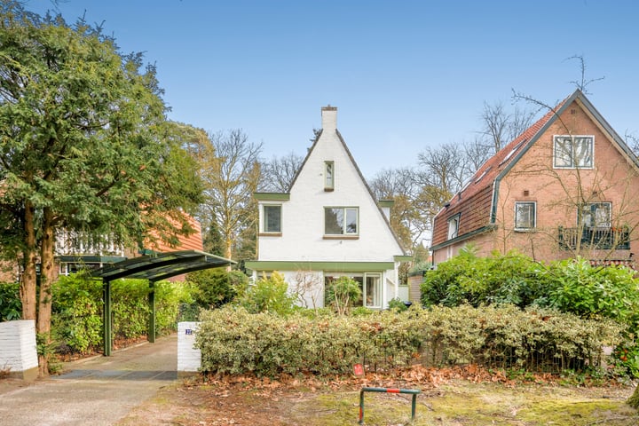 Paulus Potterlaan 22 in Bilthoven foto