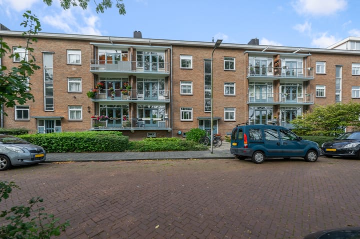 Paulus Potterstraat 12 in Alphen aan den Rijn