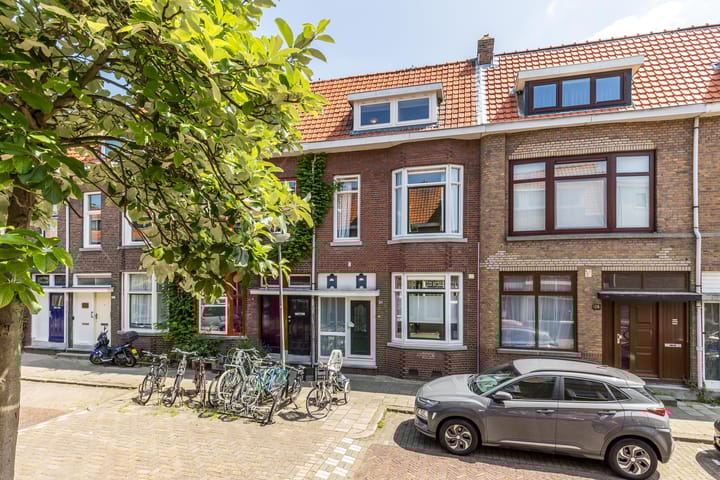 Paulus Potterstraat 30 in Schiedam foto