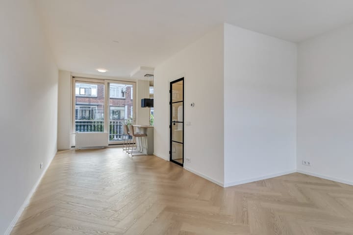 Paulus Potterstraat 52A in Schiedam