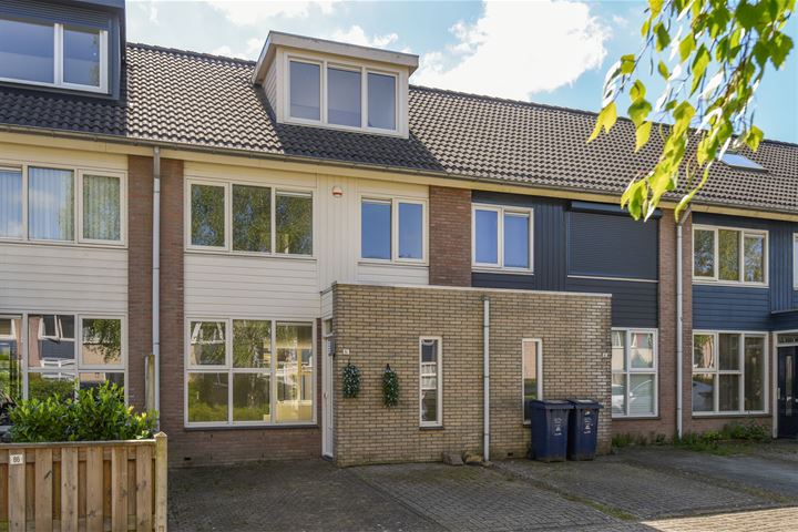 Paulus Potterstraat 84 in Almere foto