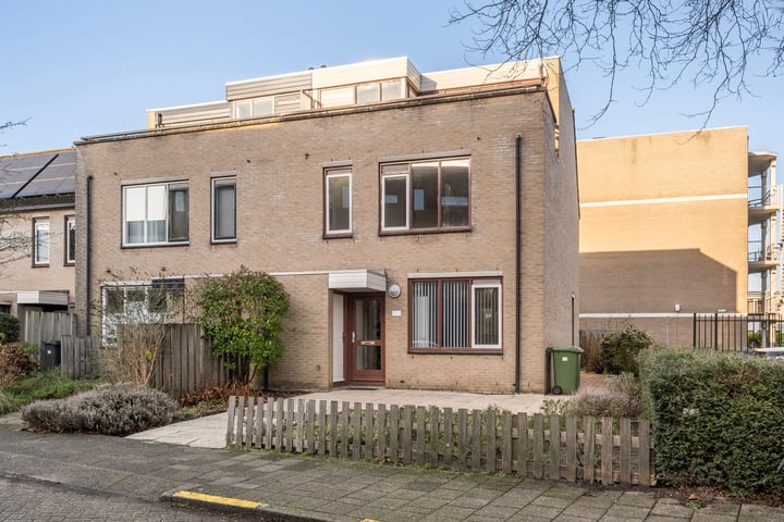 Pauwhof 180 in Rijswijk foto