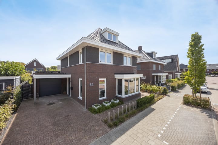 Peellandhof 64 in Etten-Leur foto