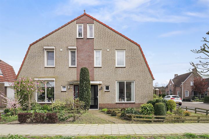 Peellandsingel 8 in Deurne foto
