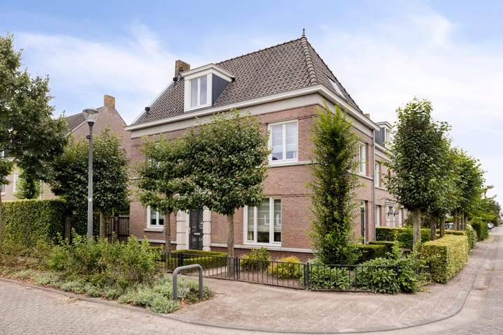 Peelmanserf 2 in Helmond foto