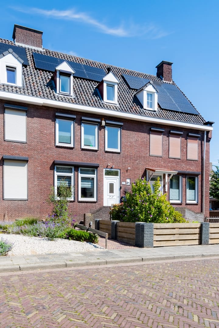 Pelikaanstraat 4 in Heerlen