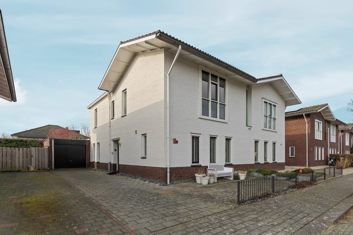 Pembastraat 17 in Almere foto