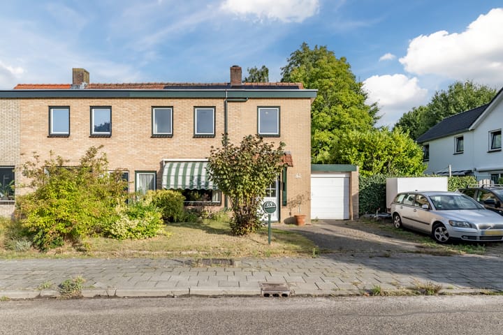 Pennendijk 63 in Ulvenhout