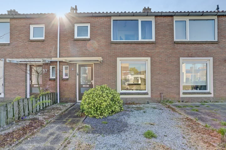 Peppellaan 39 in Tiel foto