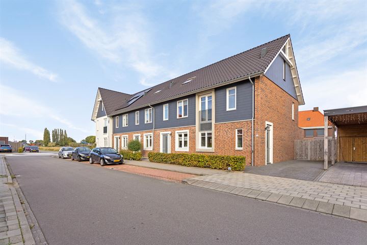 Peppelveld 13 in Beneden-Leeuwen foto