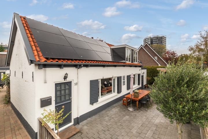 Pernisser Molenweg 18 in Pernis Rotterdam foto