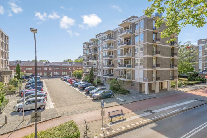Pettelaarseweg 71 in 's-Hertogenbosch foto