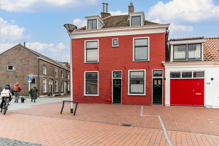 Phoenixstraat 108 in Delft foto