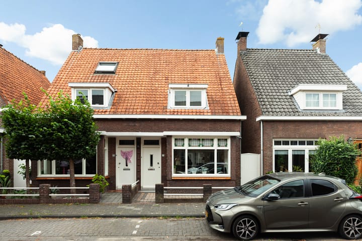 Piet Heinstraat 27 in Sliedrecht