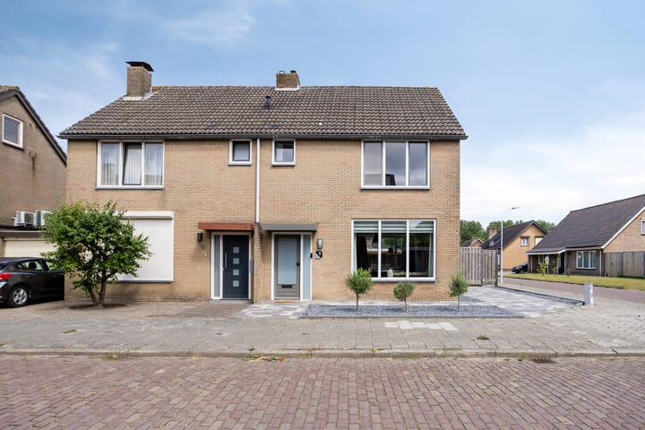 Piet Heinstraat 9 in Kloosterzande foto