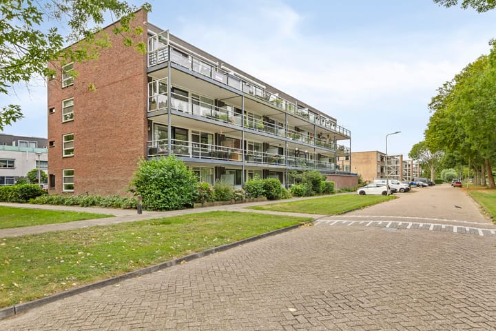 Piet Mondriaanpad 25 in Spijkenisse foto