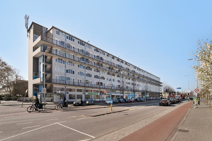 Pieter Calandlaan 313 in Amsterdam foto