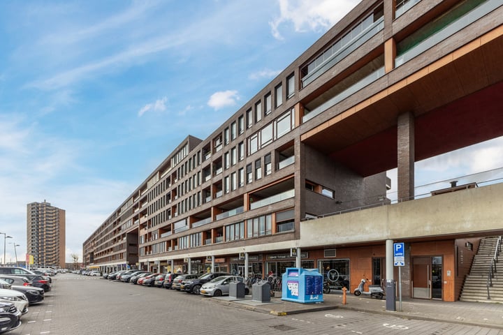 Pieter Calandlaan 486 in Amsterdam foto