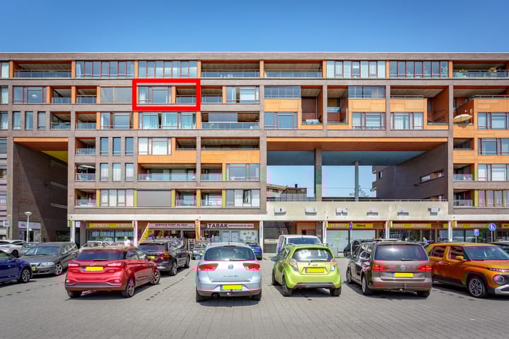 Pieter Calandlaan 674 in Amsterdam foto